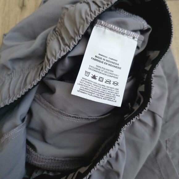 Nike Dri-FIT Totality 9" Unlined Gray Shorts Men Sz Small - Picture 10 of 13